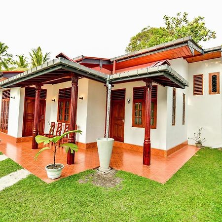 Villa The Senu Grand à Hikkaduwa Extérieur photo