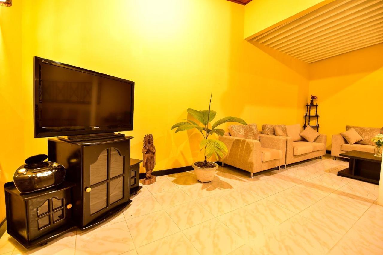 Villa The Senu Grand à Hikkaduwa Extérieur photo