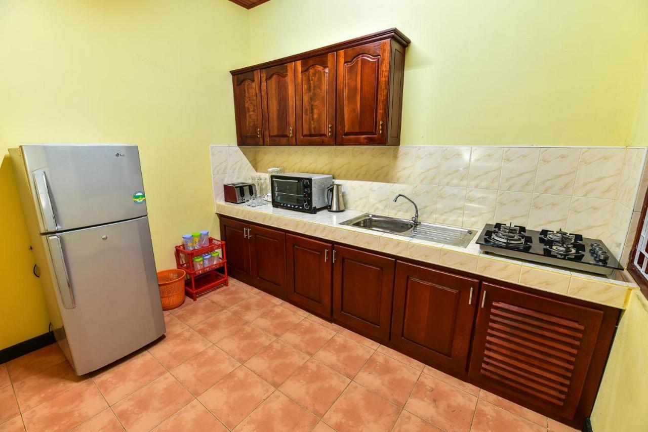 Villa The Senu Grand à Hikkaduwa Extérieur photo