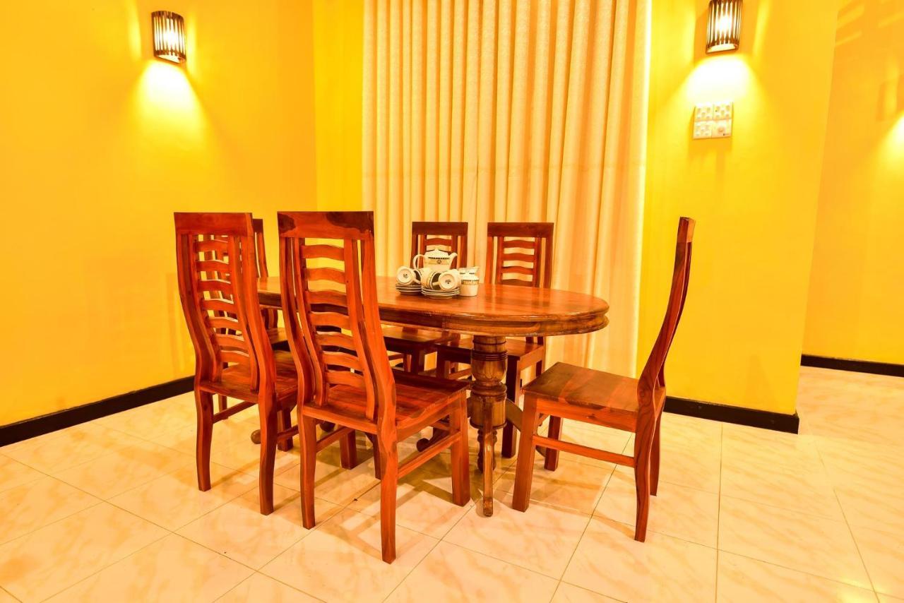 Villa The Senu Grand à Hikkaduwa Extérieur photo